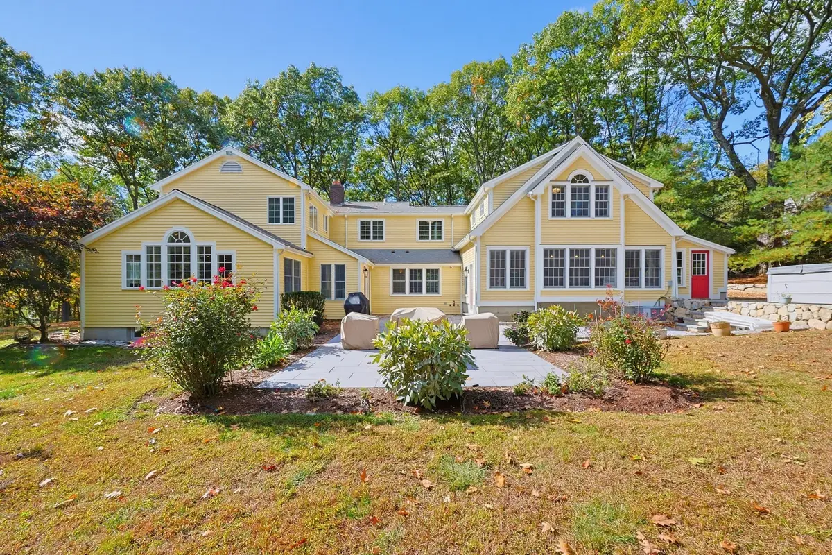 457 Hanlon Rd, Holliston, MA 01746 - #1