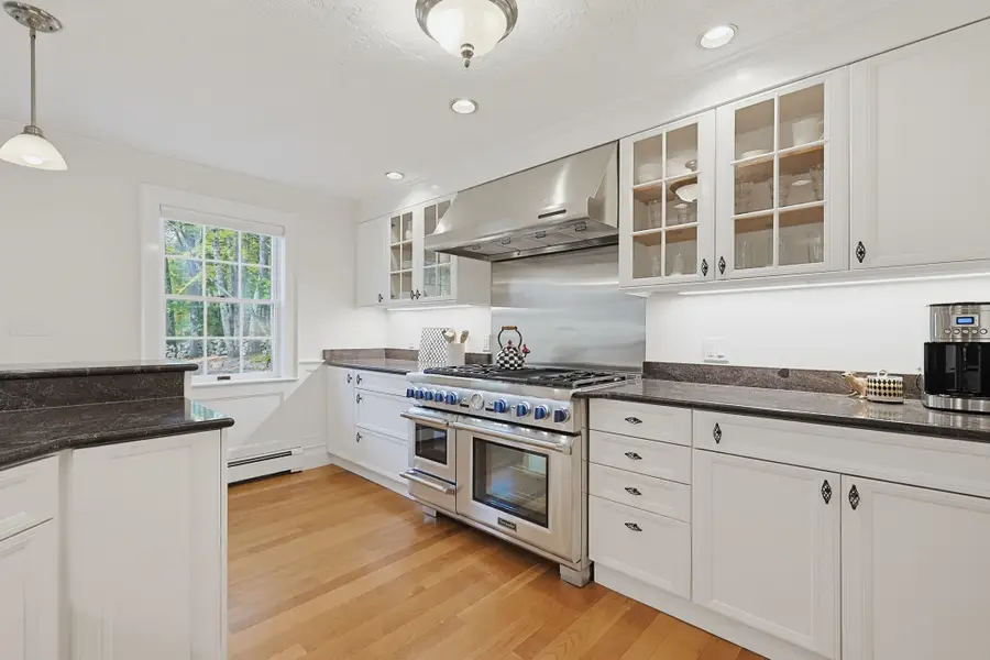 457 Hanlon Rd, Holliston, MA 01746 - #3