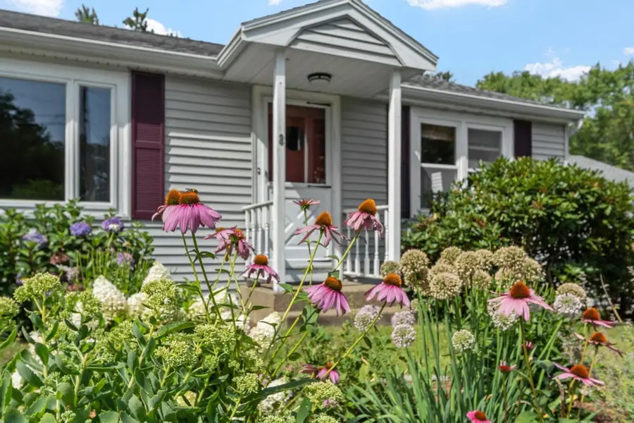 8 Story Acres Rd, Essex, MA 01929 - #3