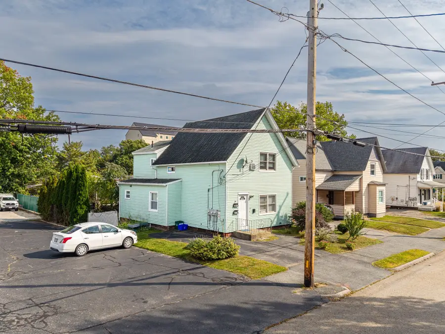 33 Coburn Ave, Worcester, MA 01604 - #2