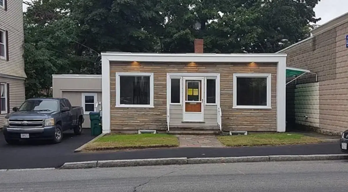 142 University Avenue, Lowell, MA 01854 - #1