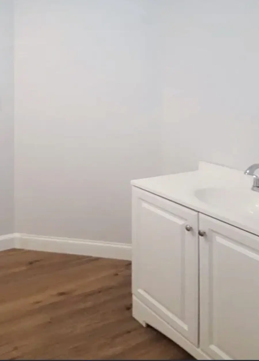 142 University Avenue, Lowell, MA 01854 - #3