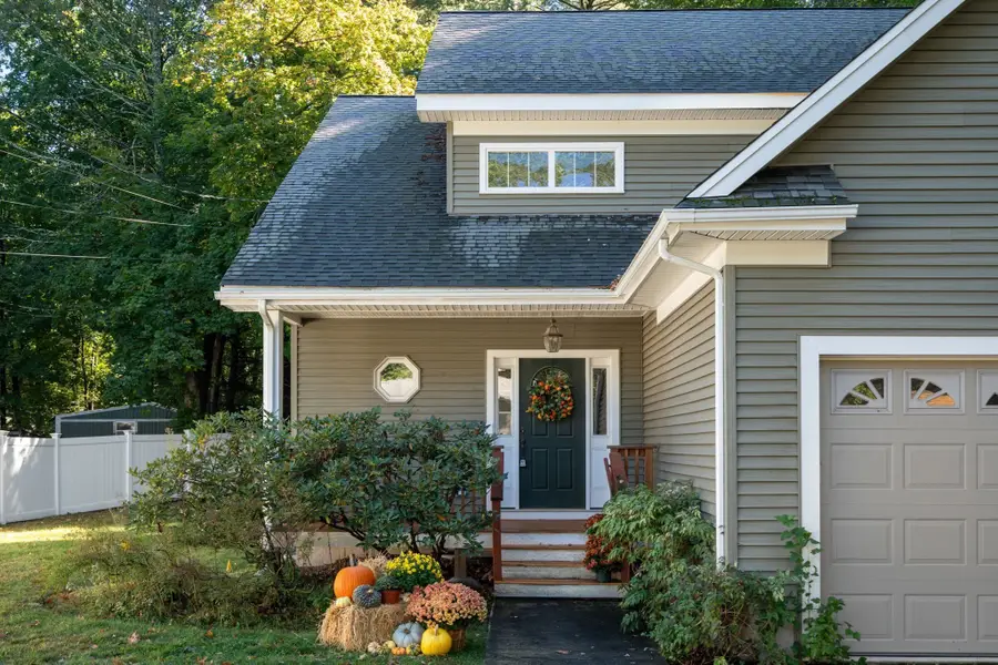 7 Castle Gate Road, Wayland, MA 01778 - #3