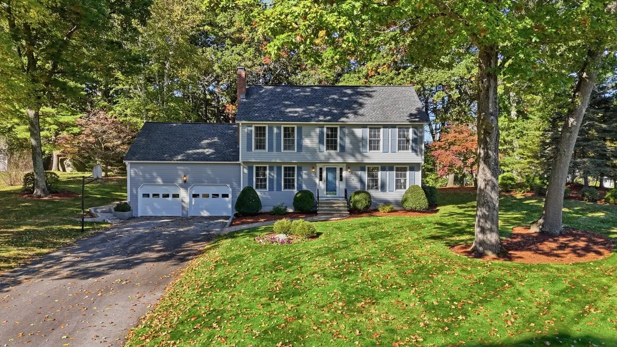 56 Moore St, Chelmsford, MA 01824 - #1