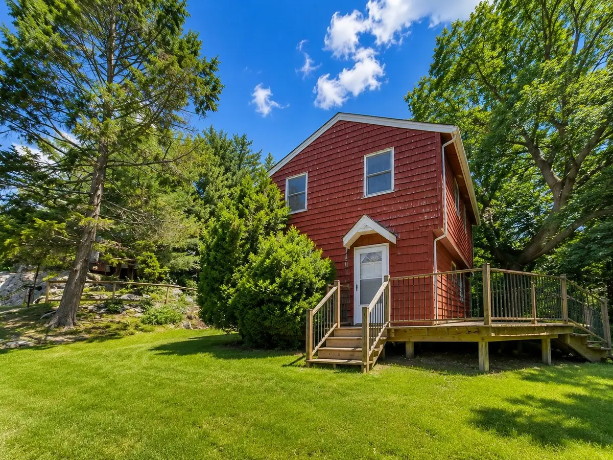 39 Woodside Ln, Arlington, MA 02474 - #1