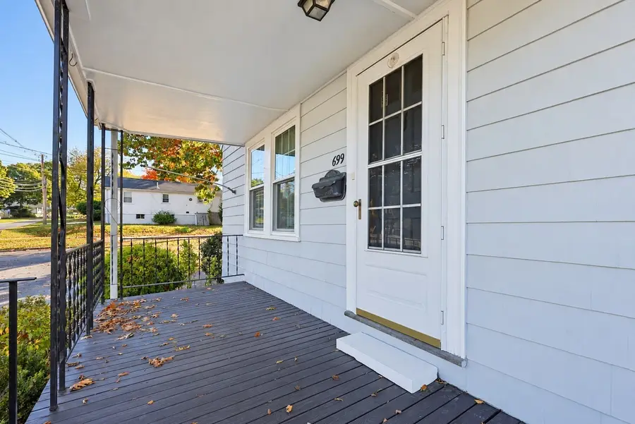 699 Pleasant St, Norwood, MA 02062 - #3