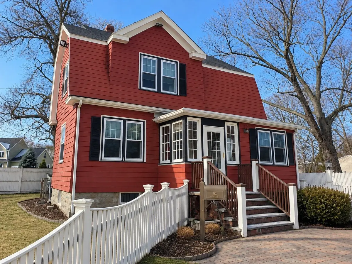 93 Lowell St, Woburn, MA 01801 - #1