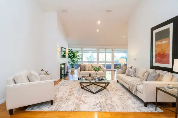 241 Perkins #B802, Boston, MA 02130