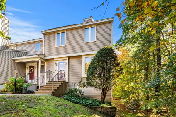 58 Brickett Hill Circle #58, Haverhill, MA 01830
