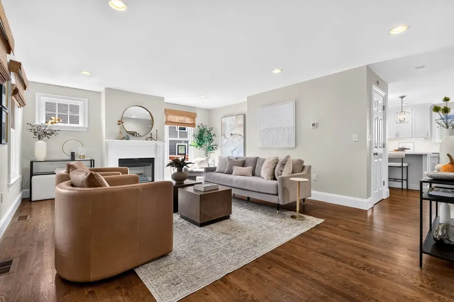 40 Cheshire St #1, Boston, MA 02130 - #3