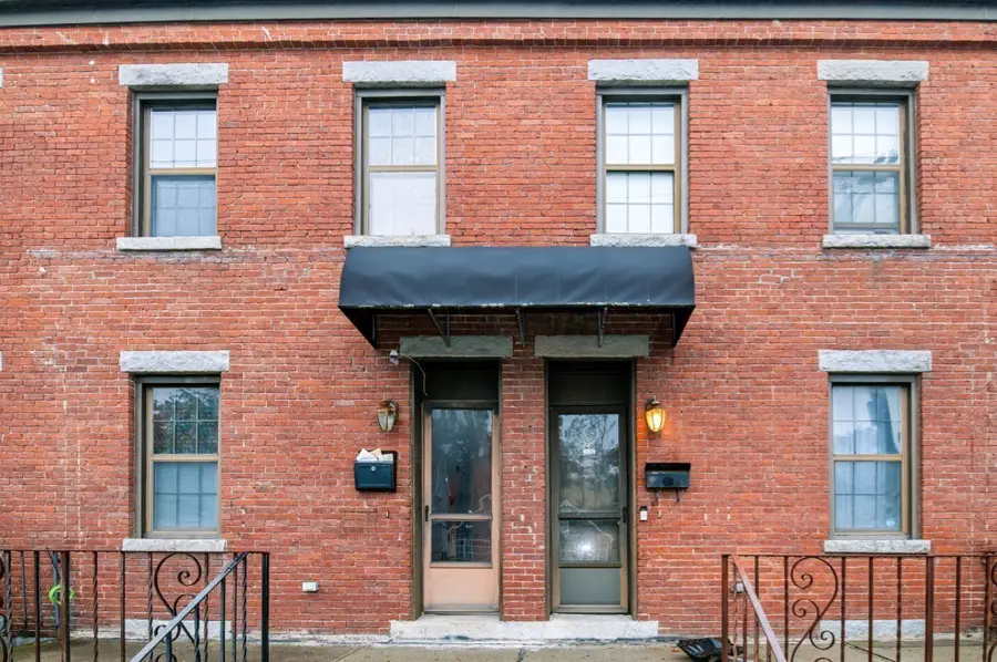 33 Grove St #33, Clinton, MA 01510 - #3