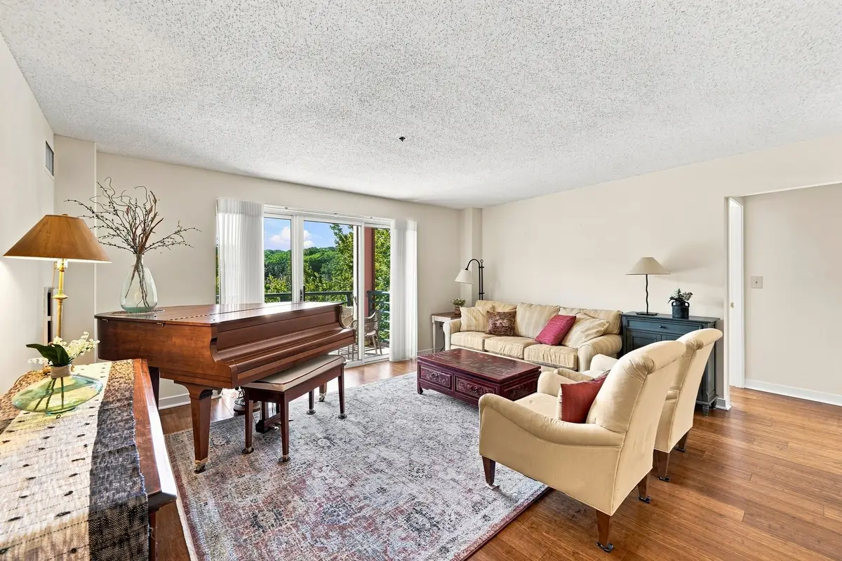 273 Cambridge Rd #505, Woburn, MA 01801 - #1