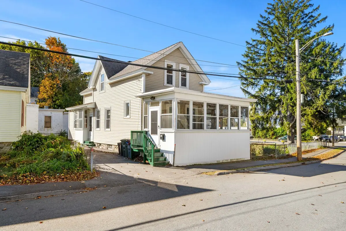 8 Morton St, North Andover, MA 01845 - #1