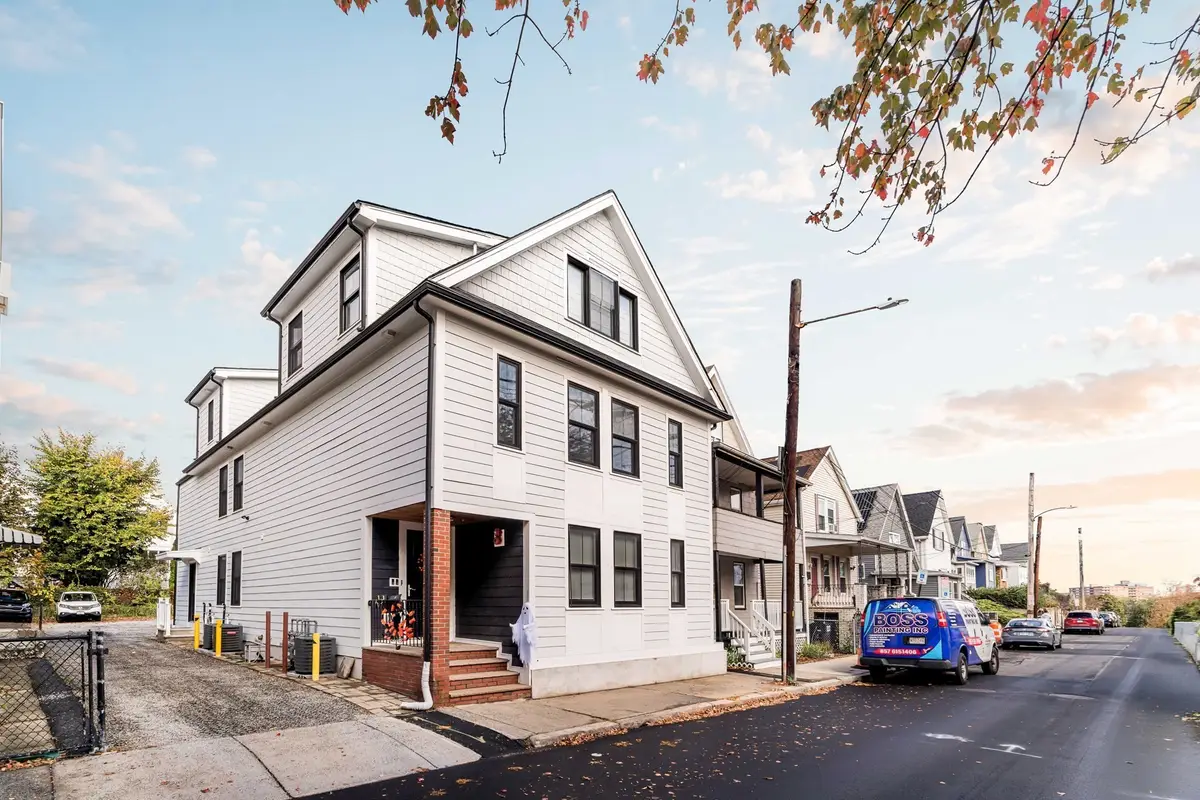 74 Moreland St #2, Somerville, MA 02145 - #1