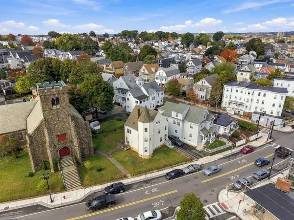 398 Ferry St, Everett, MA 02149