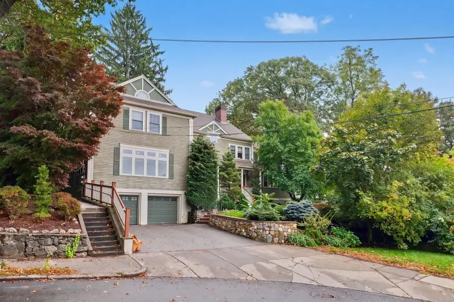 26 Princeton St #26, Newton, MA 02458 - #2