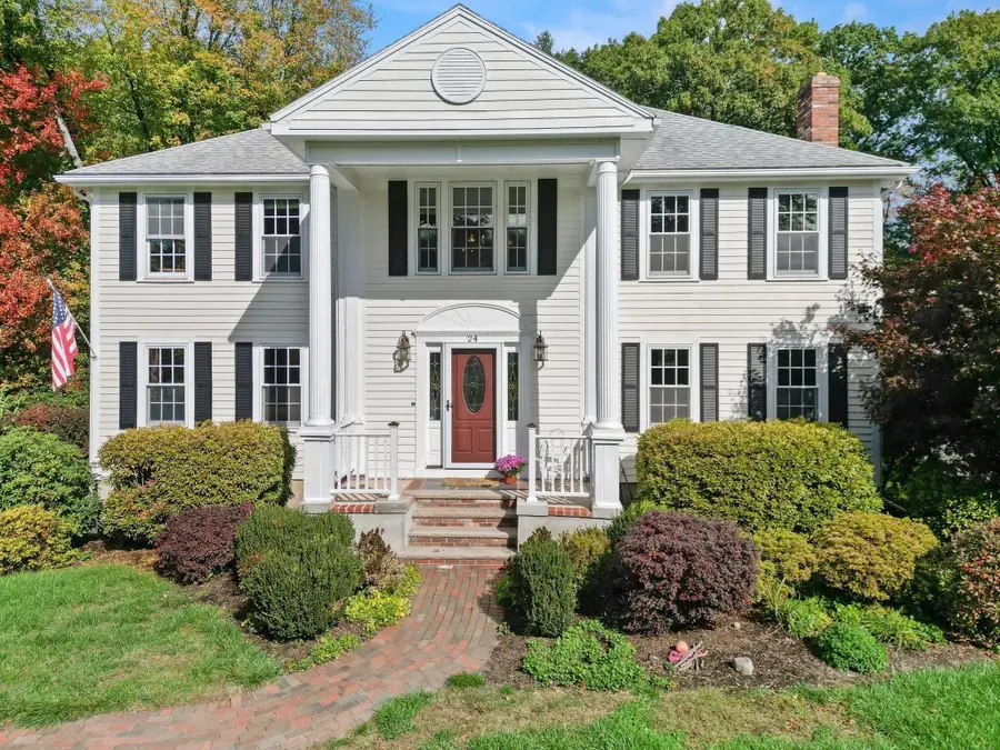 24 Crossbow Ln, North Andover, MA 01845 - #2