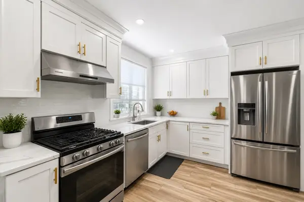 41 Union St #A, Weymouth, MA 02190