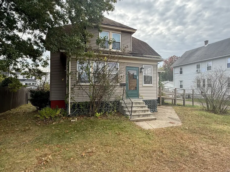 23 Elliot St, Chicopee, MA 01020 - #2