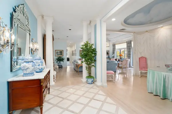99 Florence #5A-50, Newton, MA 02467