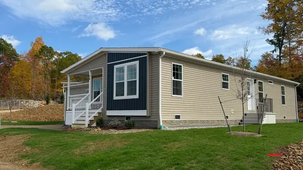 2 Rose Lane, Sturbridge, MA 01566