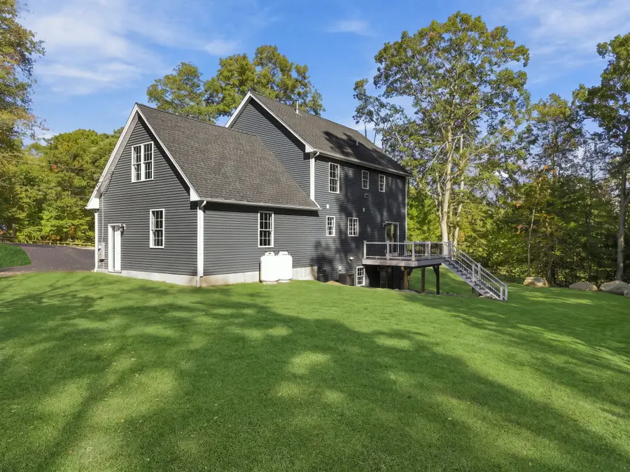 18 Elaine Dr, Hopkinton, RI 02833 - #2