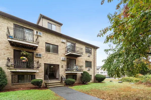 311 Pawtucket Blvd #29, Lowell, MA 01854