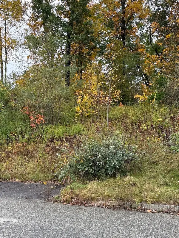 88 Seven Sisters Road, Haverhill, MA 01830