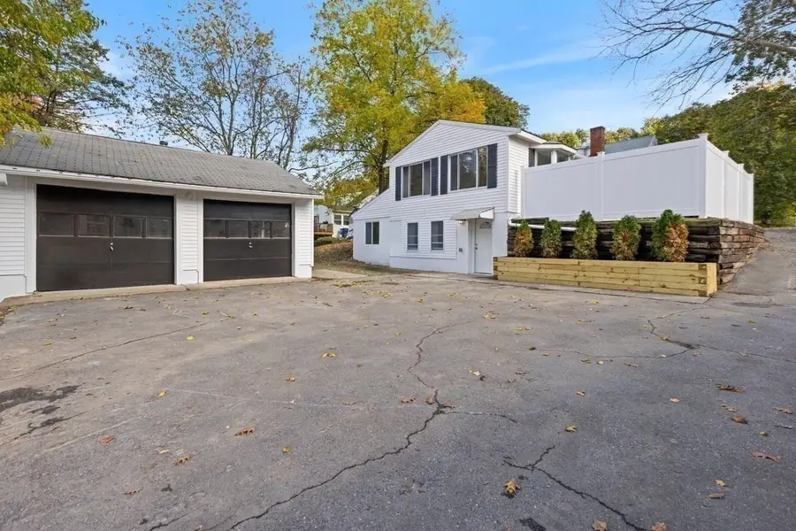 39 Forest St, Danvers, MA 01923 - #3