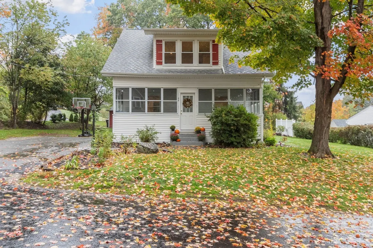 24 Dewey Ave, Boylston, MA 01505 - #1