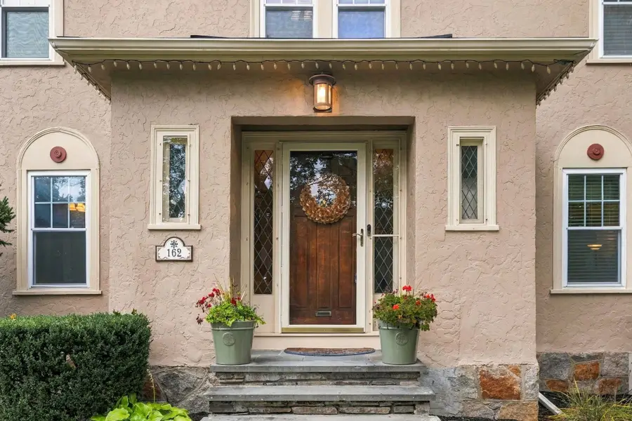 162 Flagg St, Worcester, MA 01609 - #3