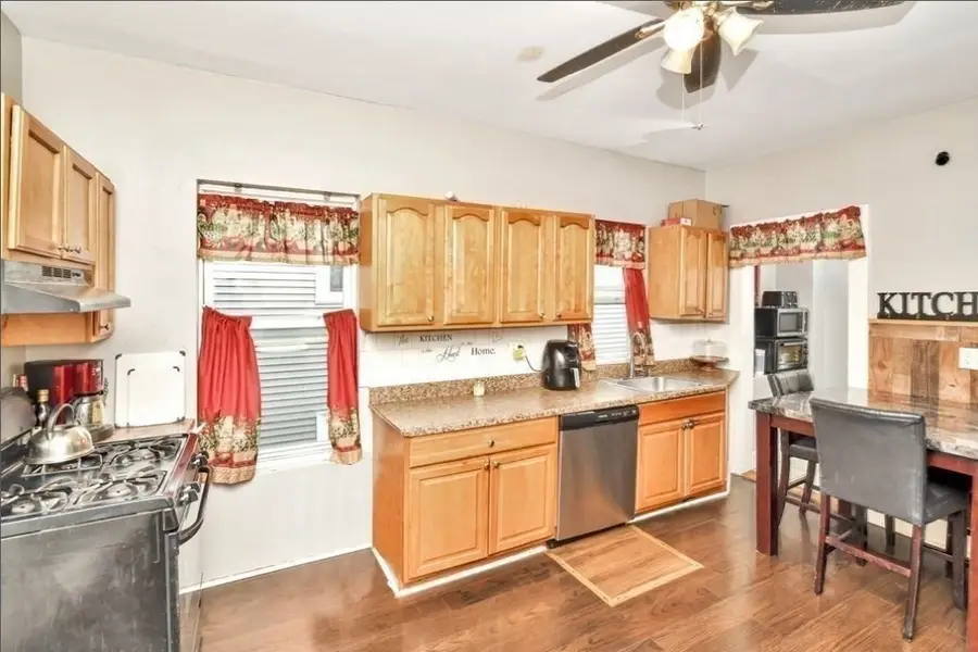 25 Barry Street, Boston, MA 02125 - #3
