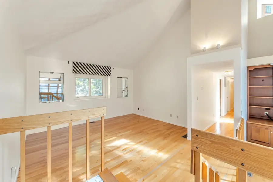 77 Woodward Ln, Boxborough, MA 01719 - #2