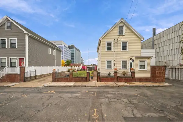 40 Horace St, Somerville, MA 02143