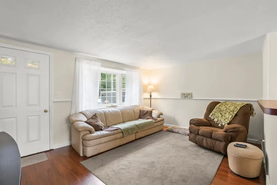 14 Standish Ave., White Island Shores, MA 02538 - #3