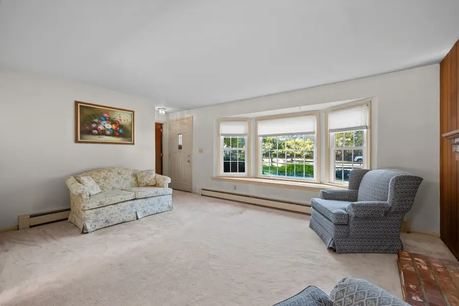42 Pinebrook Lane, Holden, MA 01520 - #3