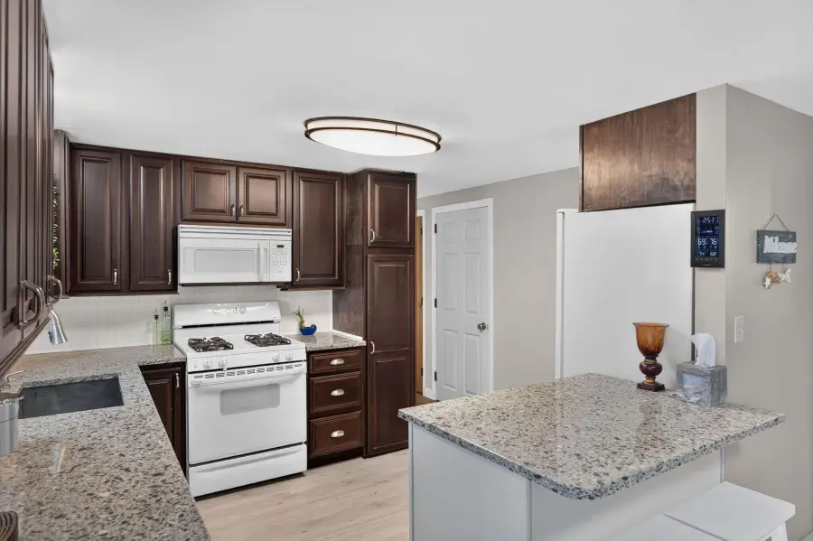 20 Frances Helen Rd, Yarmouth Port, MA 02675 - #2