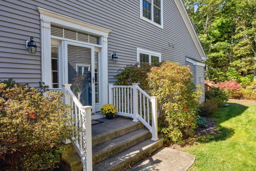 6 Autumn Glen, Plymouth, MA 02360 - #2