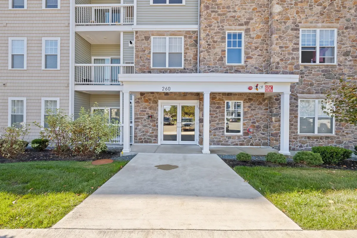 260 Martins Landing #402, North Reading, MA 01864 - #1