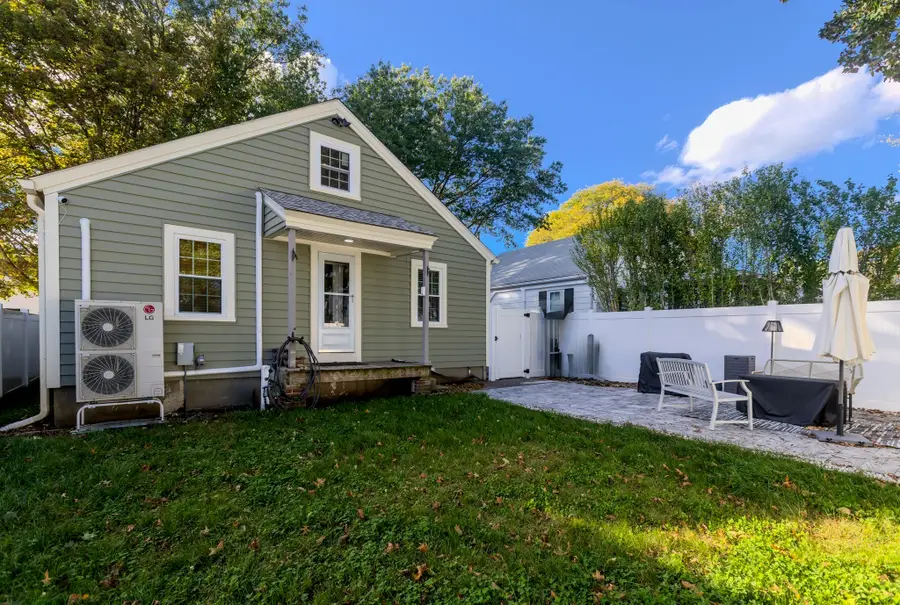 73 Clematis St, Providence, RI 02908 - #2