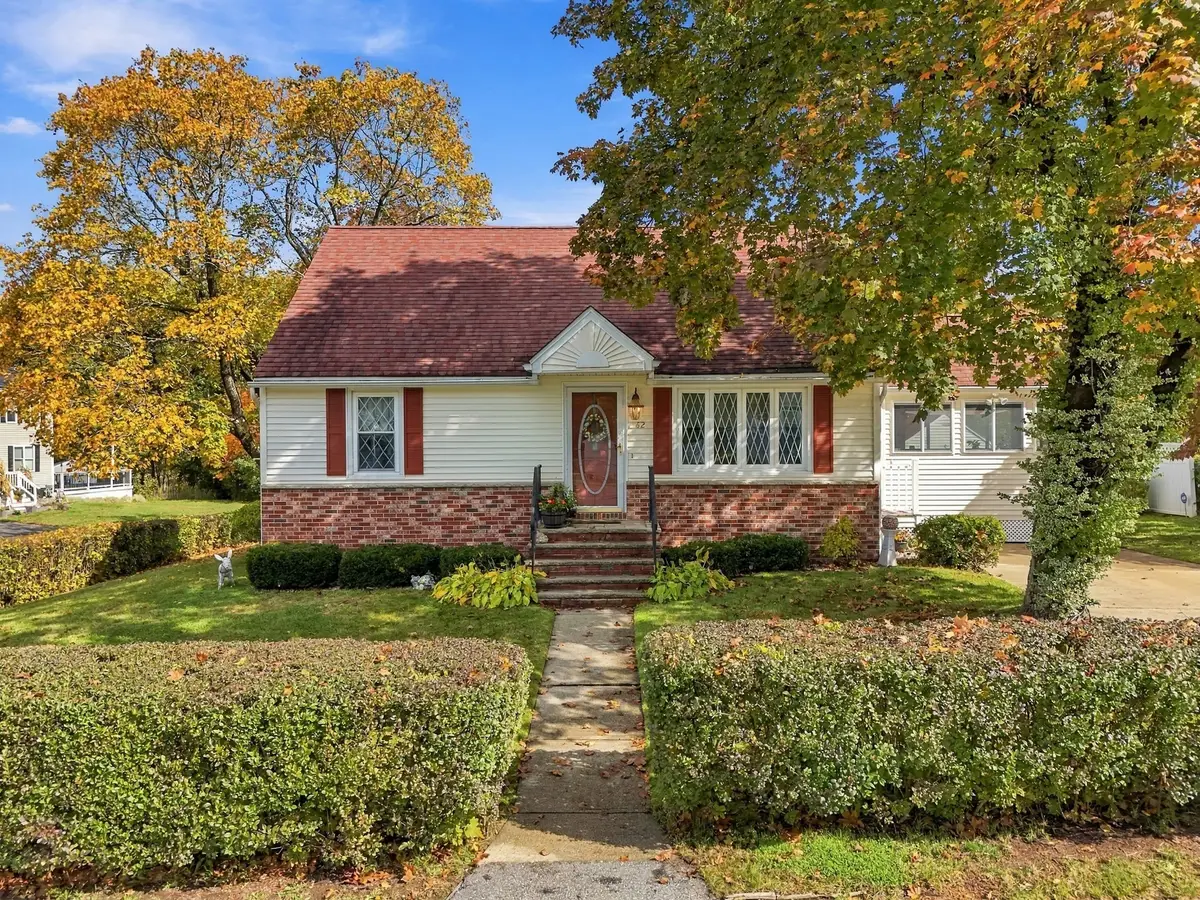 62 Faith Ave, Dracut, MA 01826 - #1