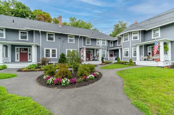 27 Richardson Ave #3305, Wakefield, MA 01880