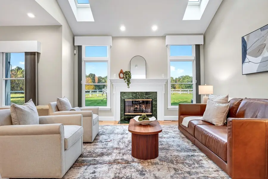 45 Pickman Dr #45, Bedford, MA 01730 - #3