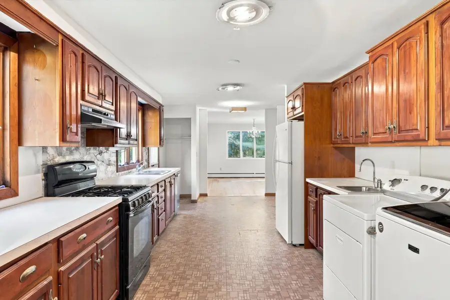 113 Kilburn St., Lunenburg, MA 01462 - #3