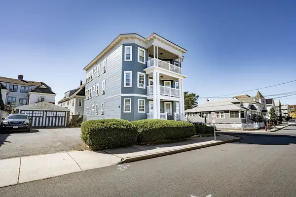 123 Crest Ave, Revere, MA 02151
