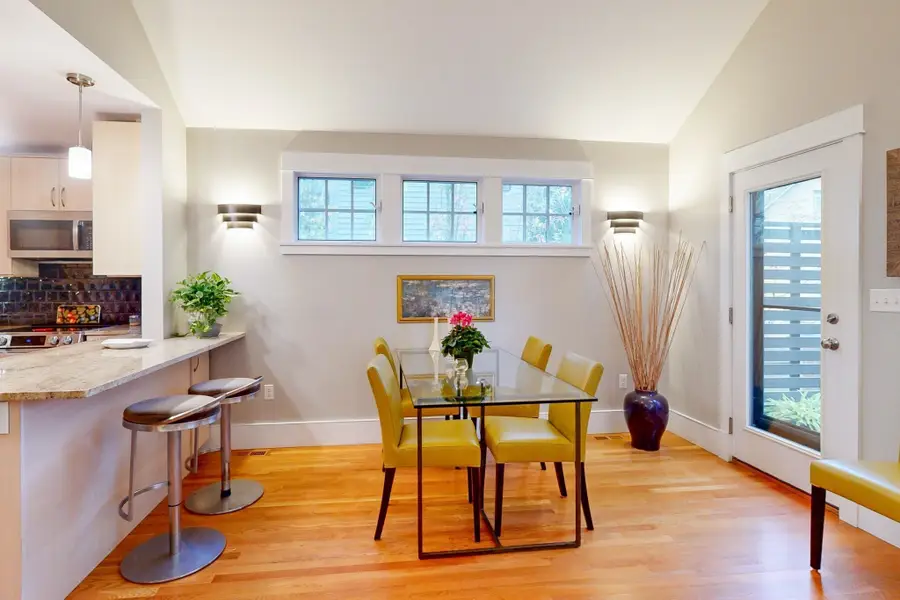 18 Hazel Street, Cambridge, MA 02138 - #3
