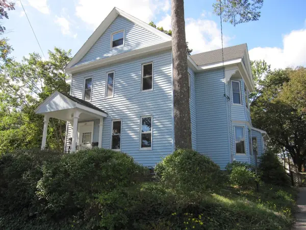221 Arlington Street, Framingham, MA 01702