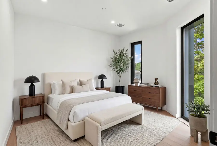 22 High Street #PH15, Boston, MA 02122 - #2