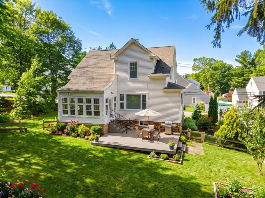 46 Barrett Ave, Worcester, MA 01605 - #2