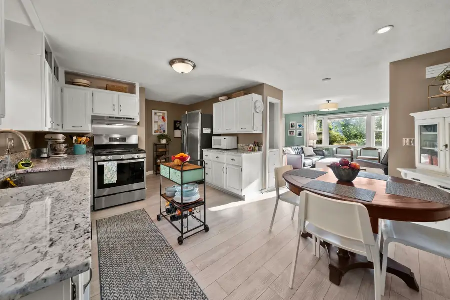 40 Buckman St #40, Woburn, MA 01801 - #3